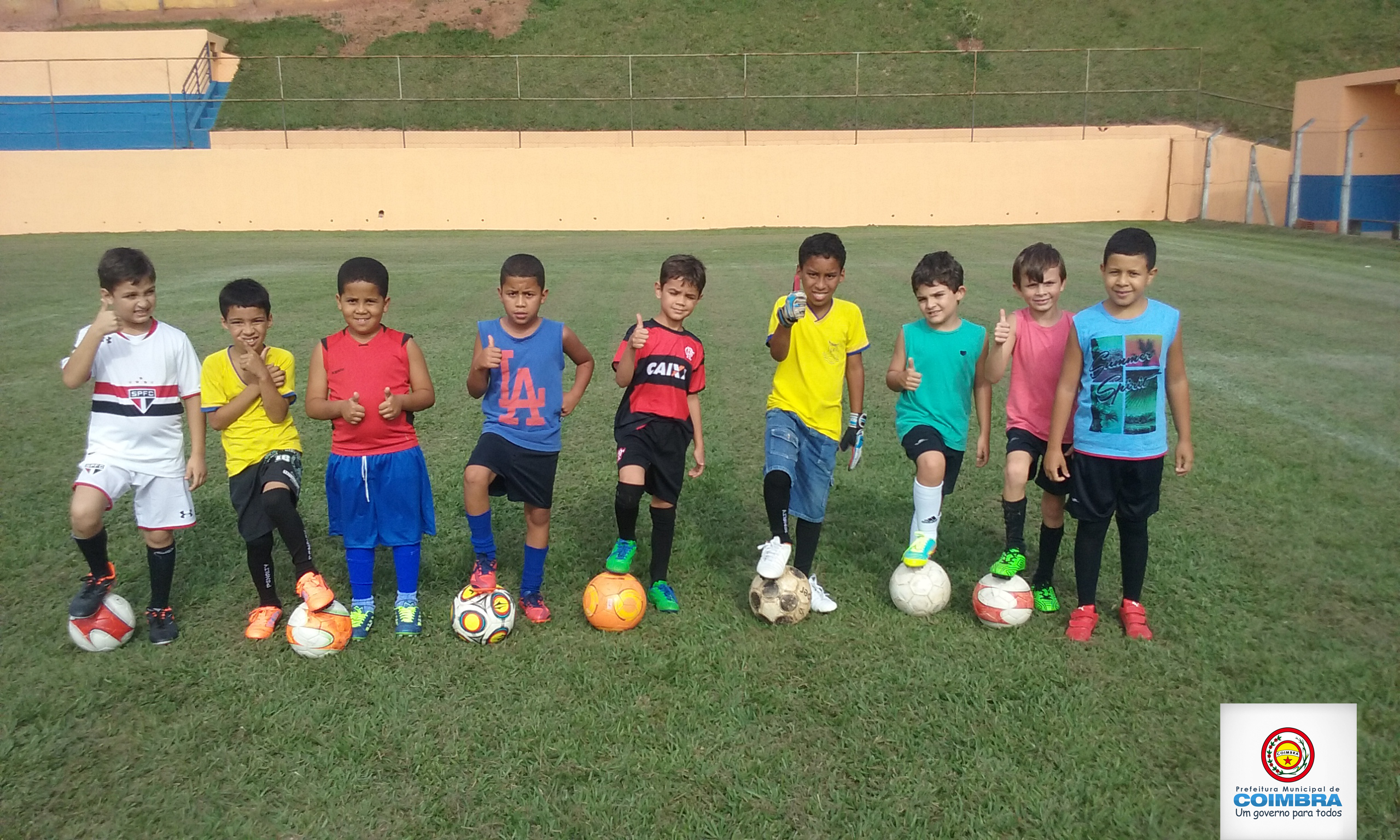 ESCOLINHA (14)