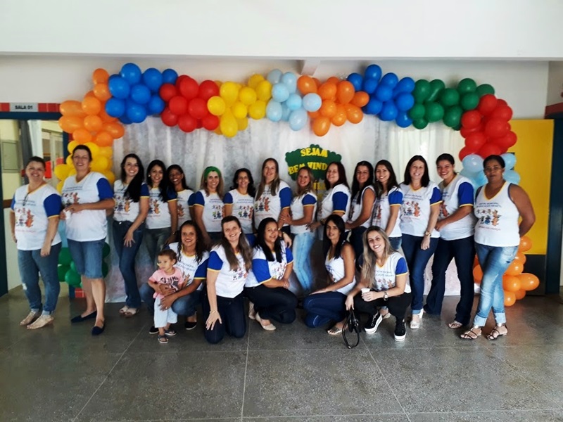 Dia da Família na Escola - Centro Municipal de Educação Infantil “Cantinho das Crianças”