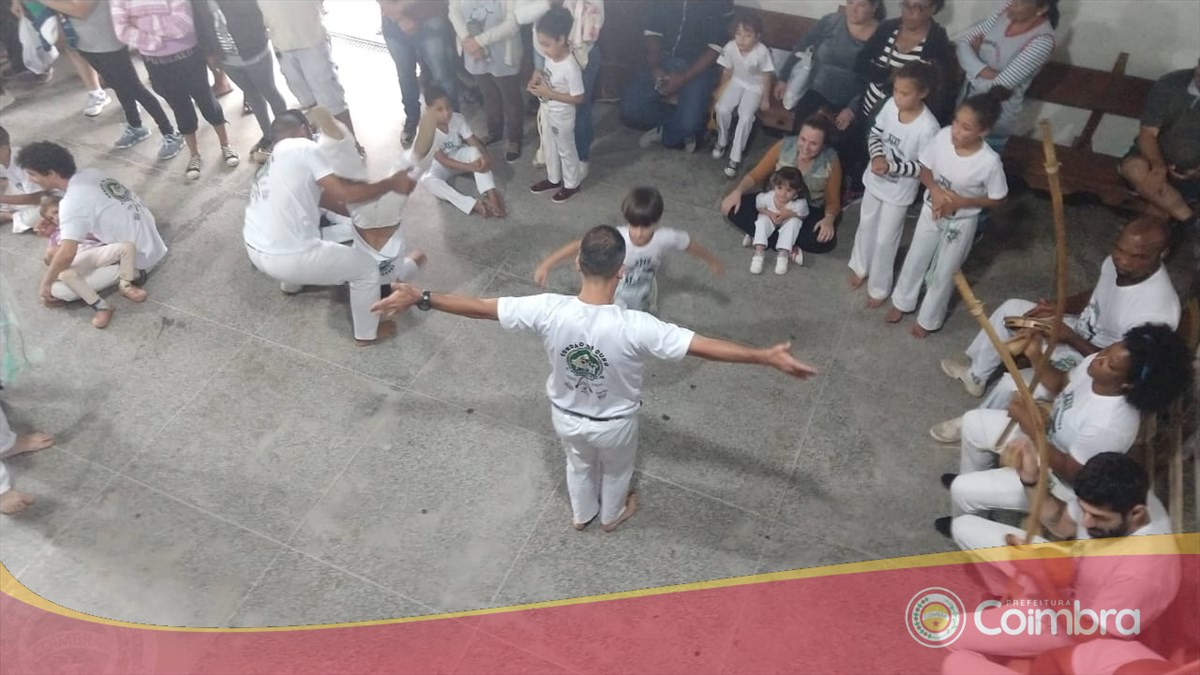 Coimbra sedia culminância do 24º Batizado de Capoeira e troca de graduações